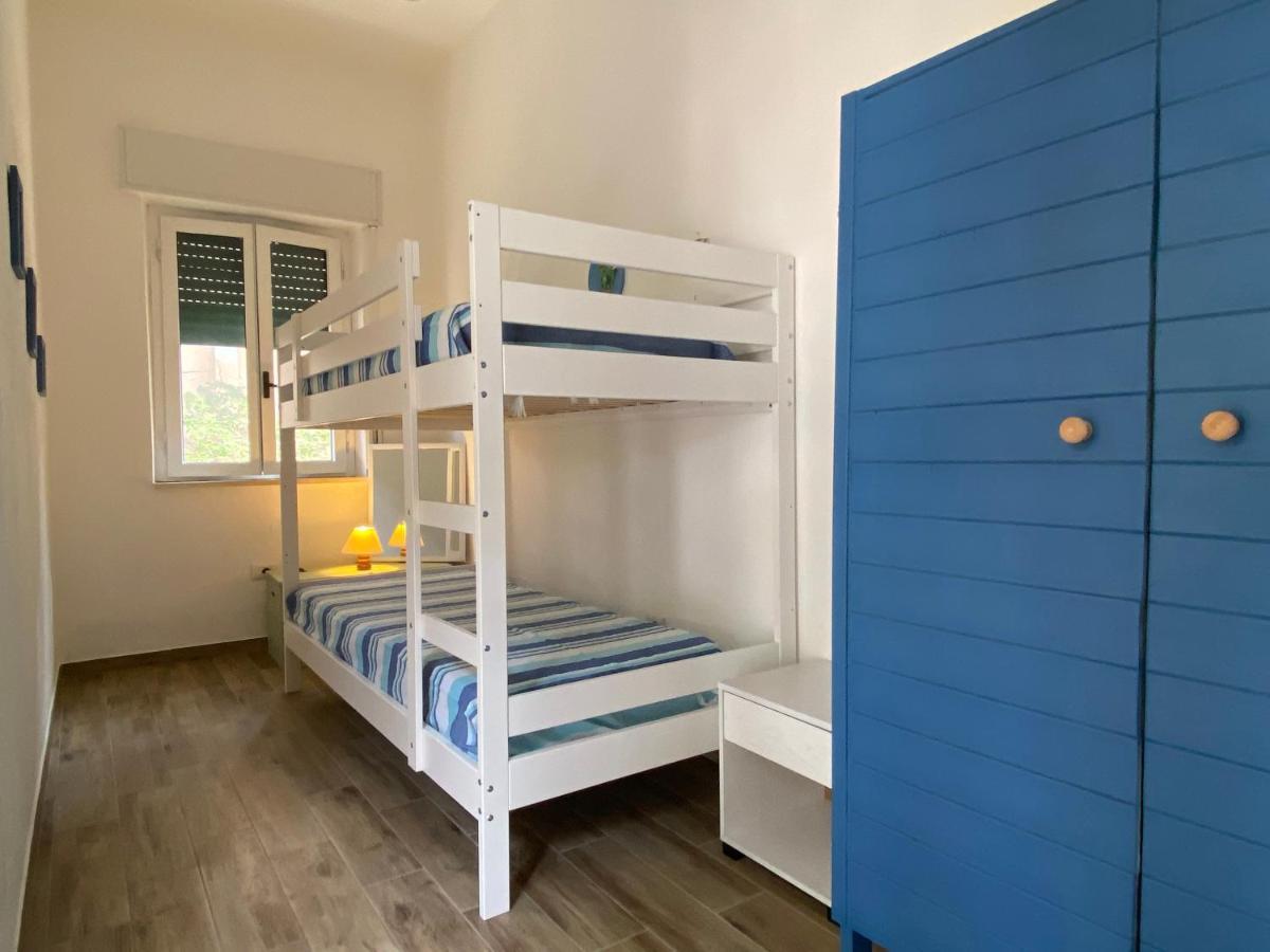 Apartments Villa Corrias Cala Liberotto Εξωτερικό φωτογραφία
