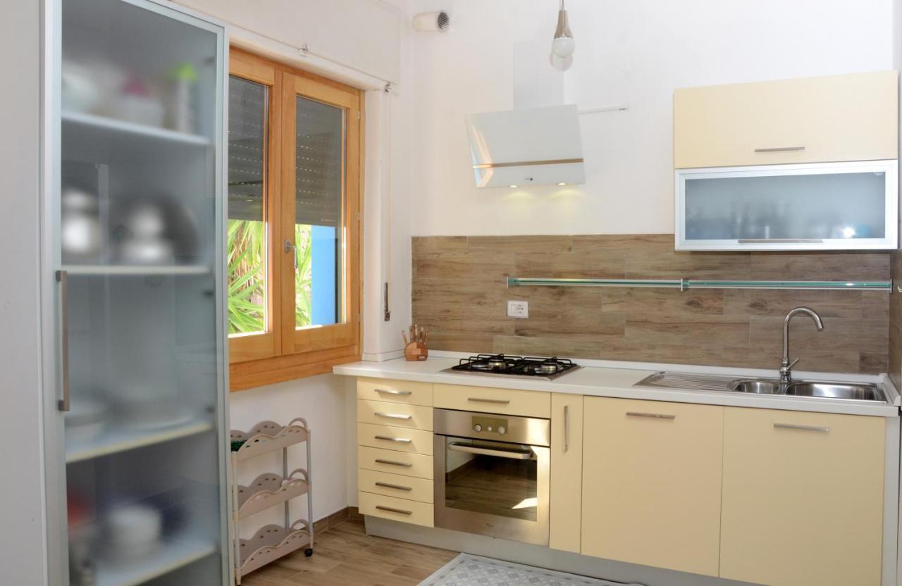 Apartments Villa Corrias Cala Liberotto Εξωτερικό φωτογραφία